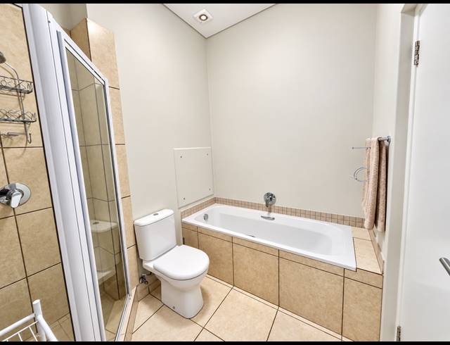 2 BEDROOM APARTMENT TO LET IN BALLITO CENTRAL